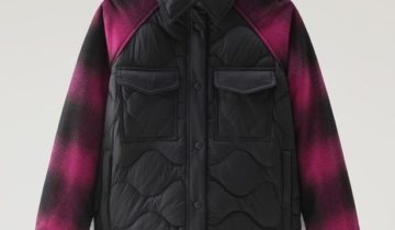 CHAQUETA  COLOR NEGRO WOOLRICH